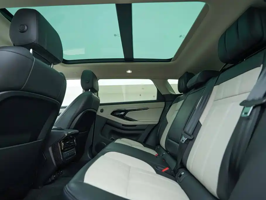 Land Rover Evoque — фото 19