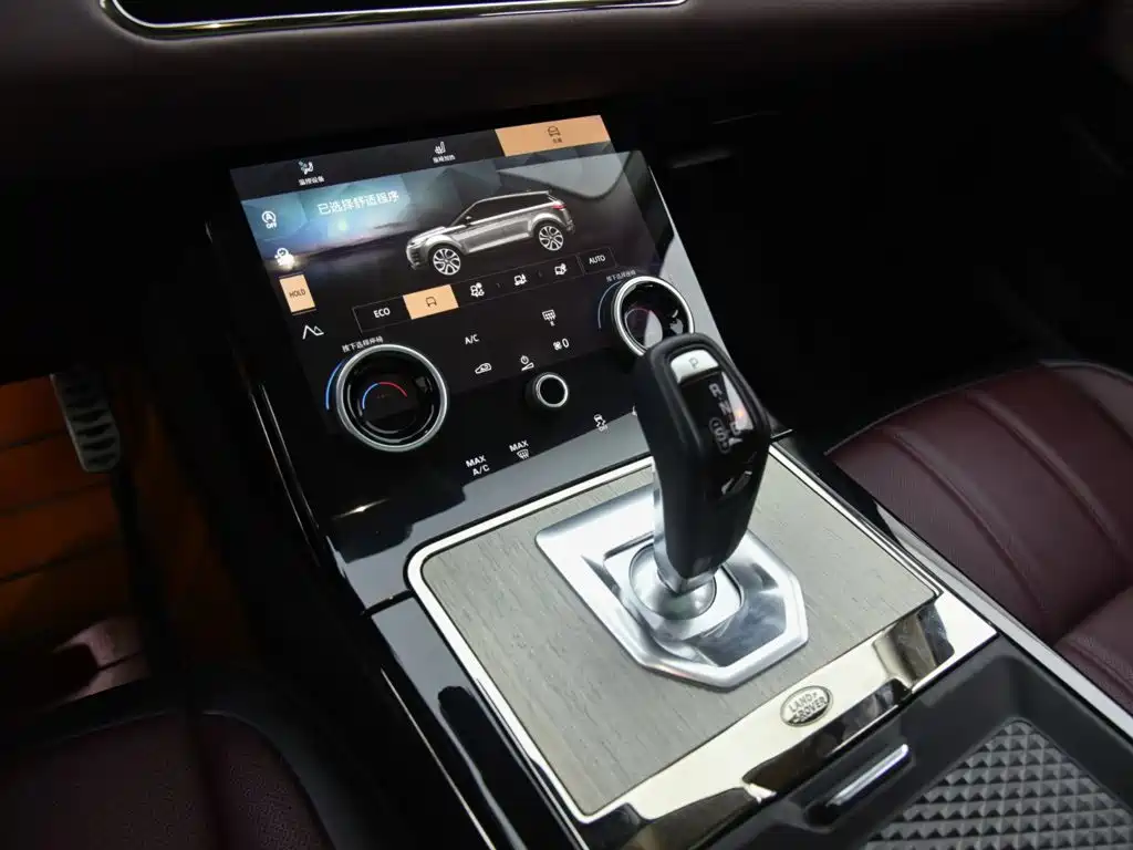 Land Rover Evoque — фото 10