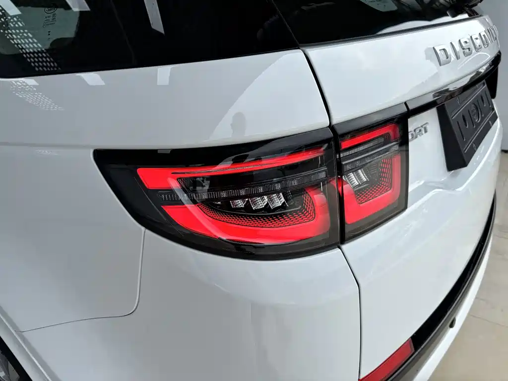 Land Rover Discovery Sport — фото 9