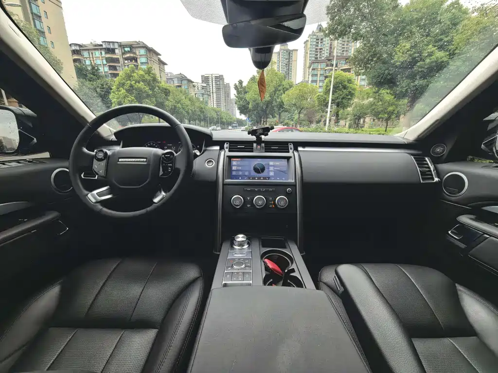 Land Rover Discovery — фото 10