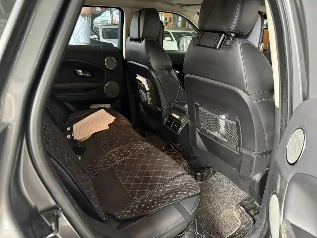 Land Rover Evoque — фото 5