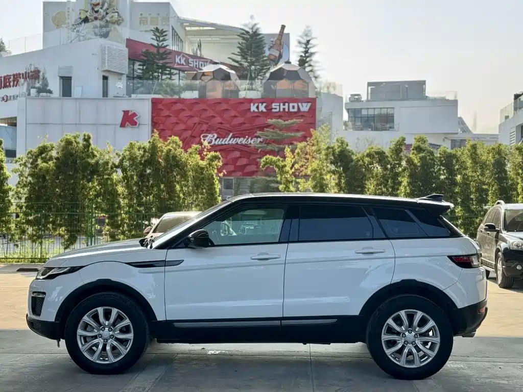 Land Rover Evoque — фото 3
