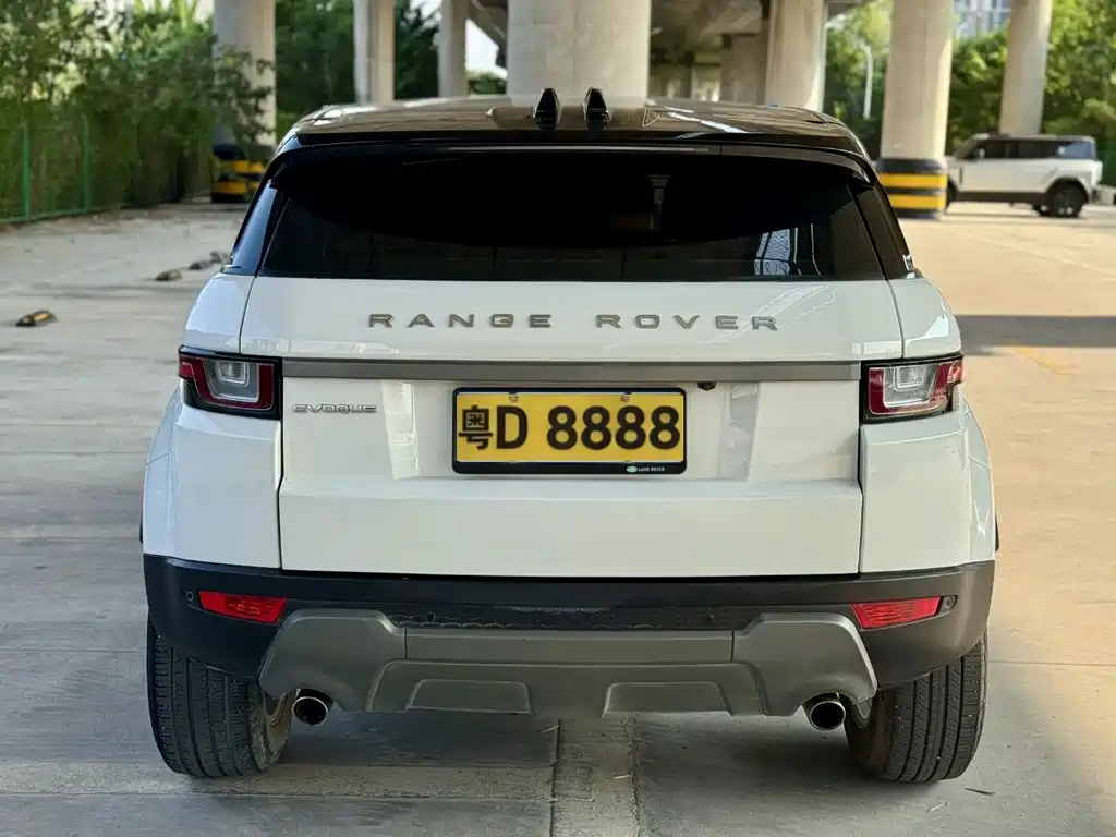 Land Rover Evoque — фото 4