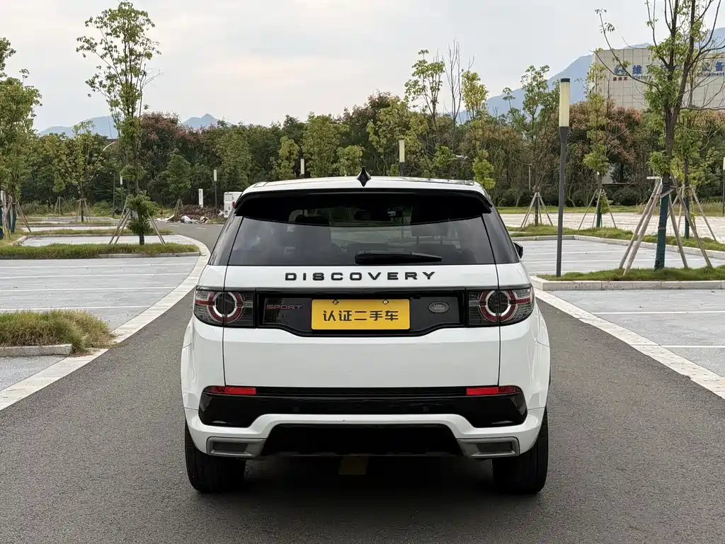 Land Rover Discovery Sport — фото 13