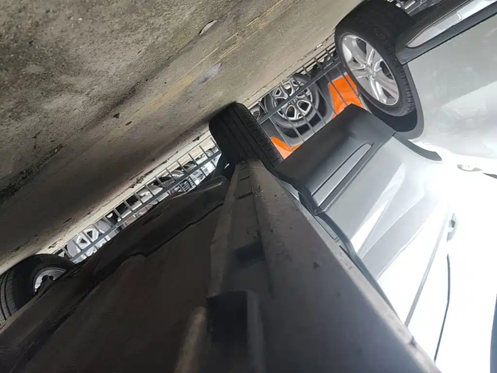 Land Rover Evoque — фото 21