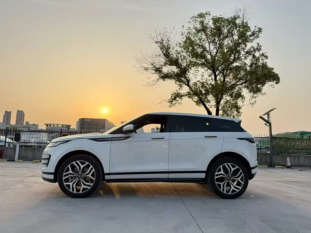 Land Rover Evoque — фото 3