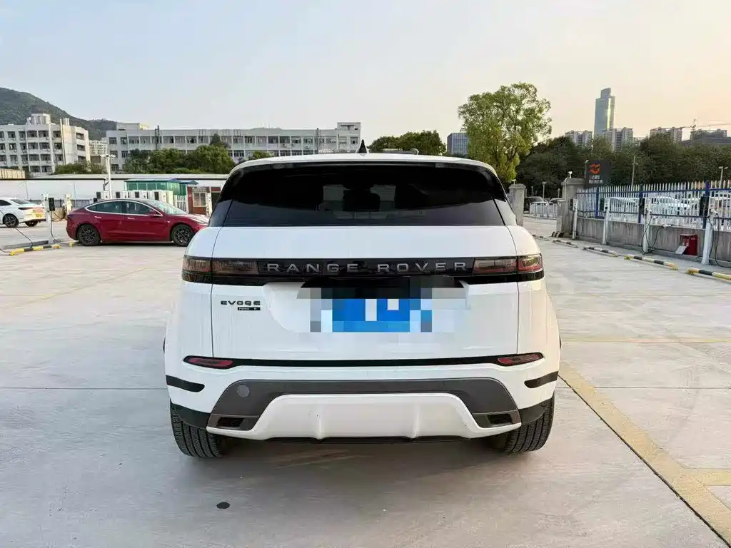 Land Rover Evoque — фото 9
