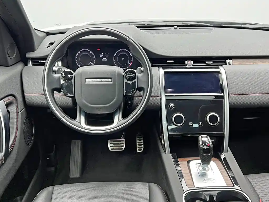 Land Rover Discovery Sport — фото 21