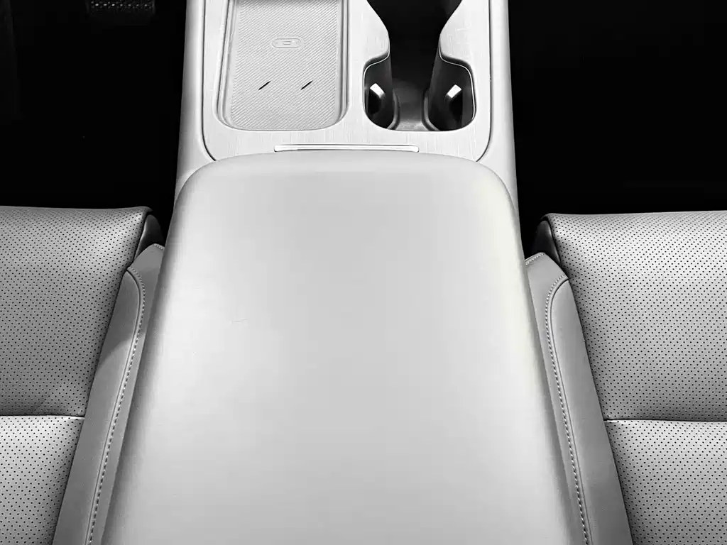 Leapmotor Leapmotor C10 — фото 19