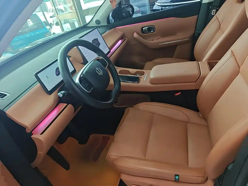 Leapmotor Leapmotor C16 — фото 15