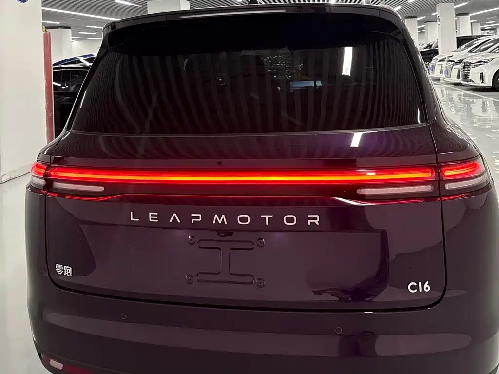 Leapmotor Leapmotor C16 — фото 4