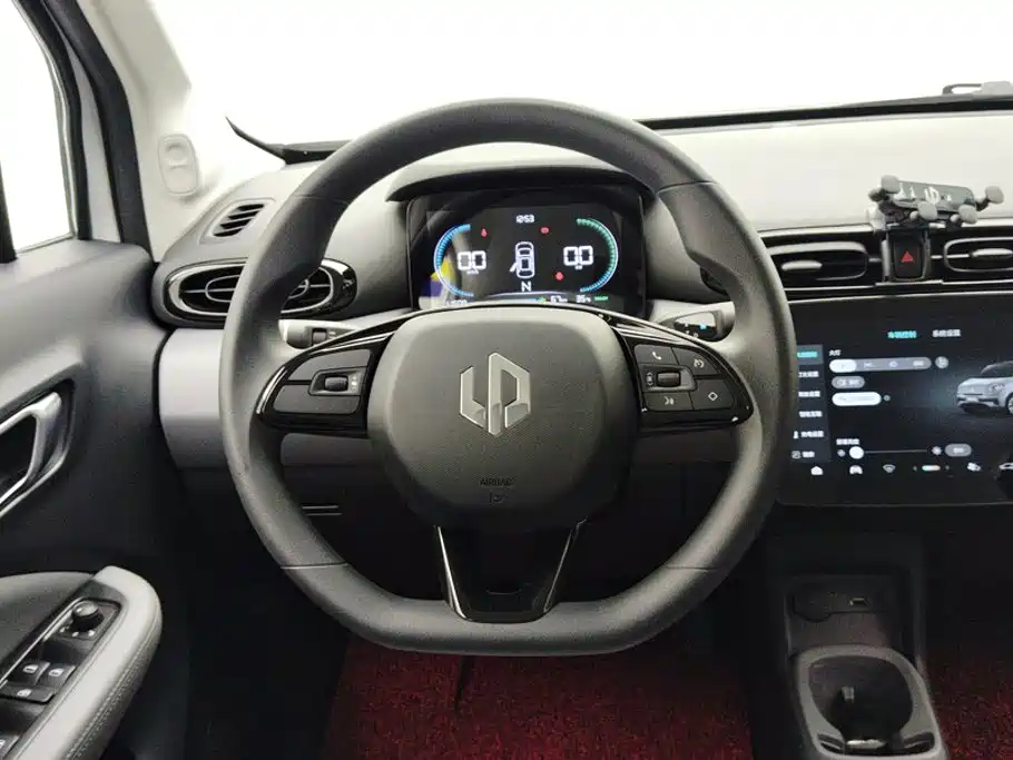 Leapmotor Leapmotor T03 — фото 15