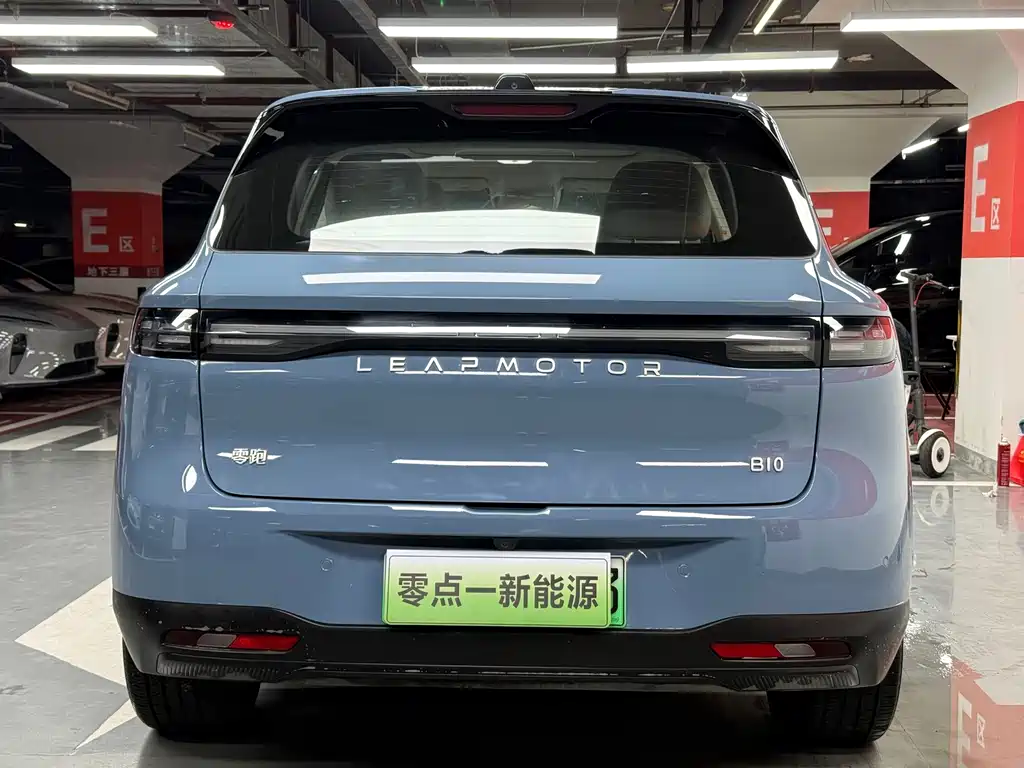 Leapmotor Leapmotor B10 — фото 5