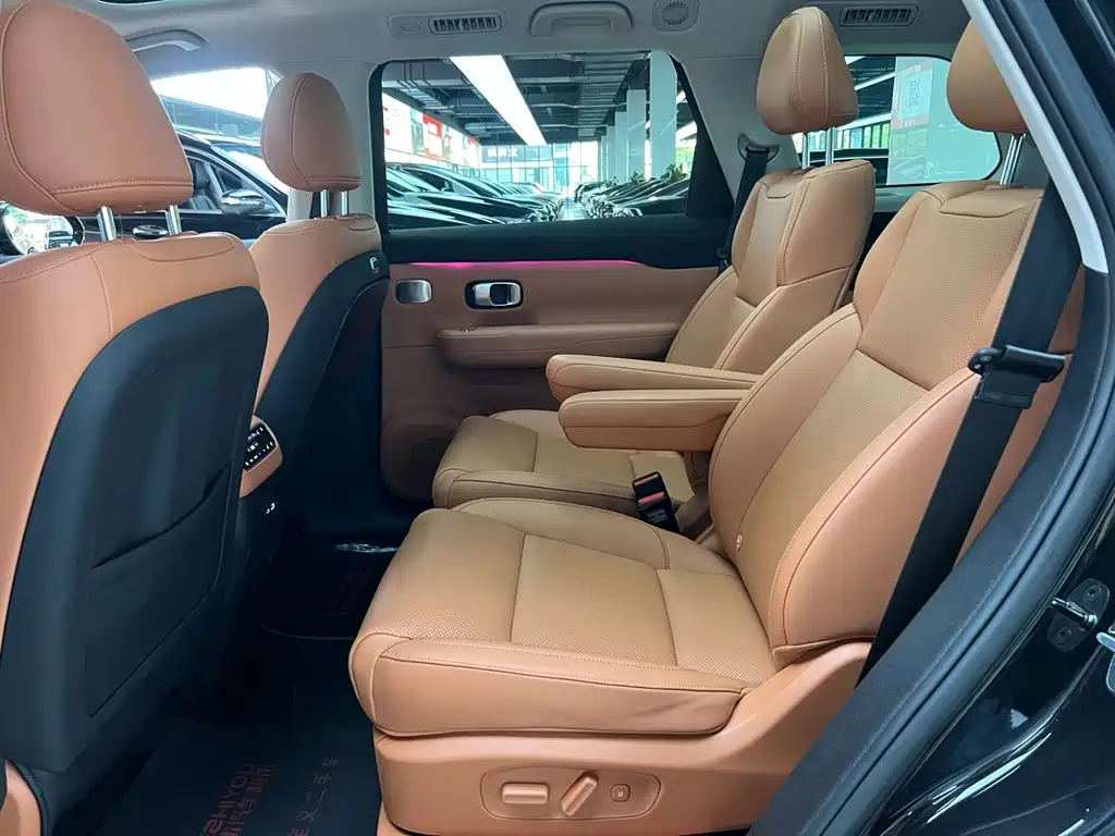 Leapmotor Leapmotor C16 — фото 11