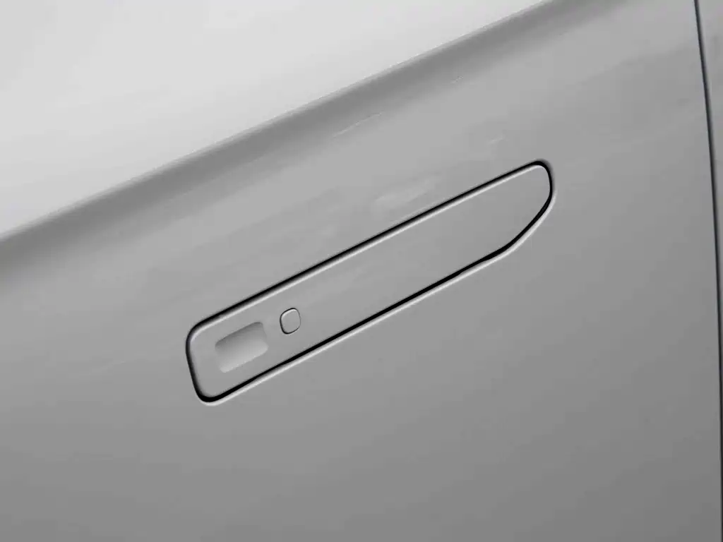 Leapmotor Leapmotor B10 — фото 11