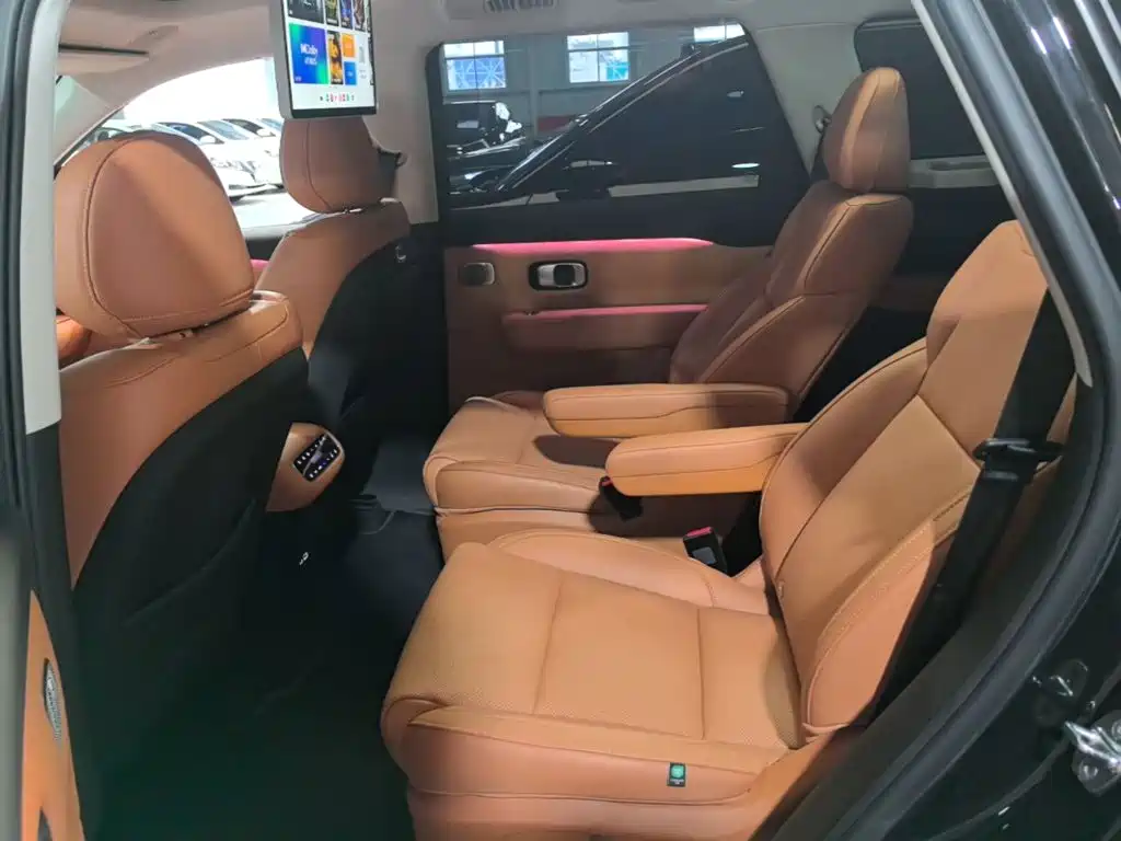 Leapmotor Leapmotor C16 — фото 17