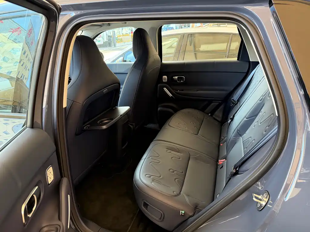 Leapmotor Leapmotor A10 — фото 13