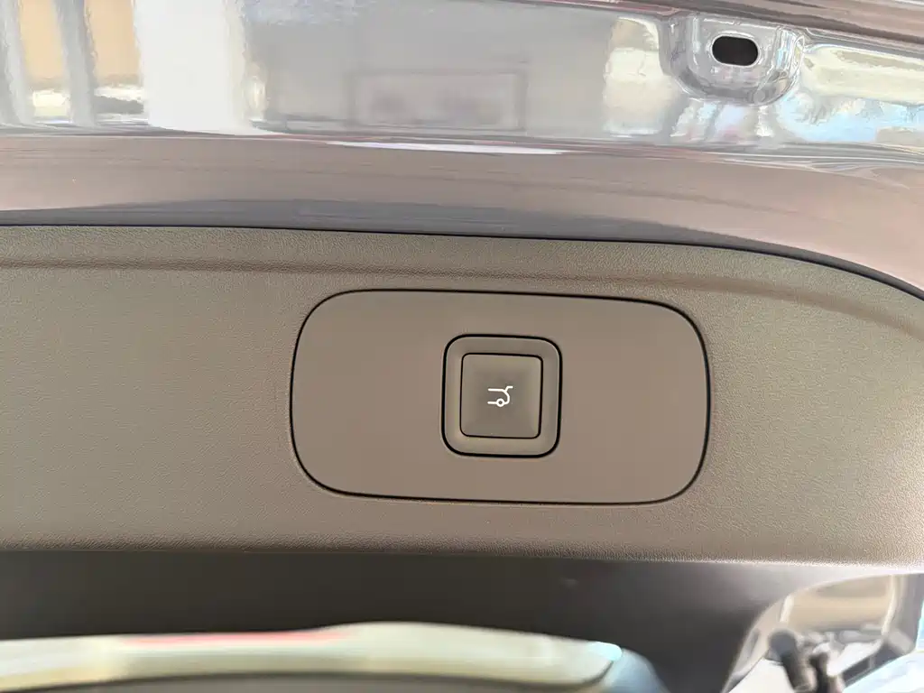 Leapmotor Leapmotor A10 — фото 15