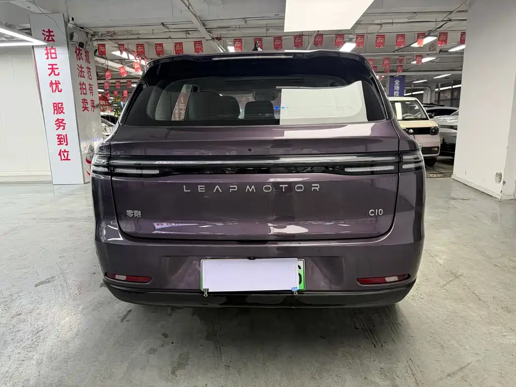 Leapmotor Leapmotor C10 — фото 11