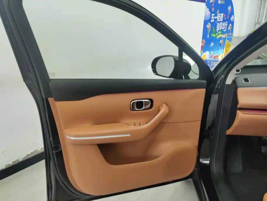 Leapmotor Leapmotor C16 — фото 7