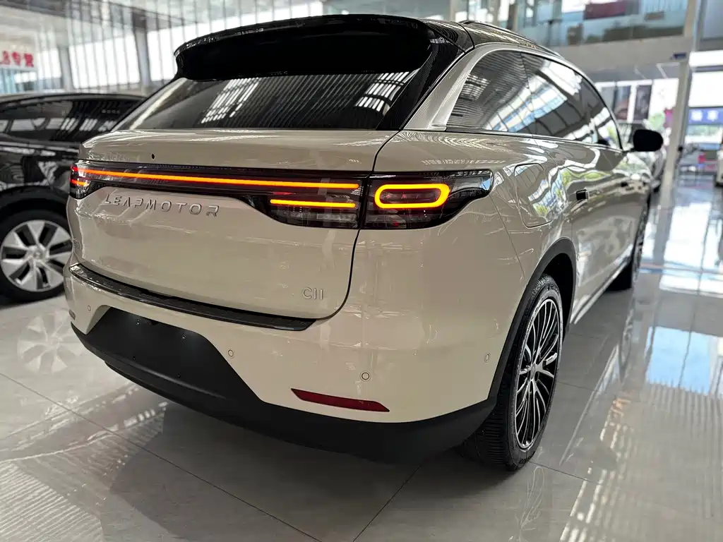 Leapmotor Leapmotor C11 — фото 17