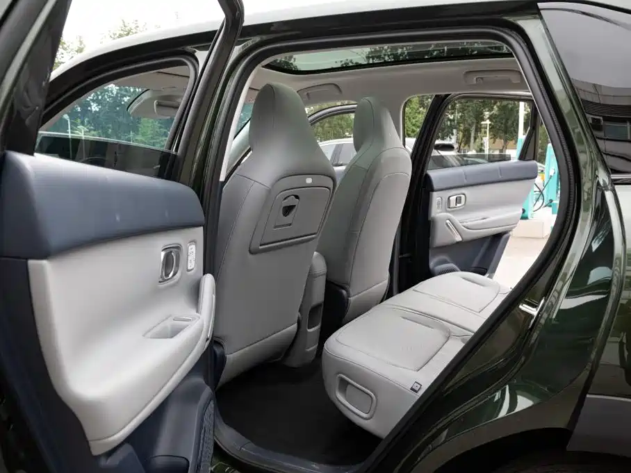 Leapmotor Leapmotor A10 — фото 10
