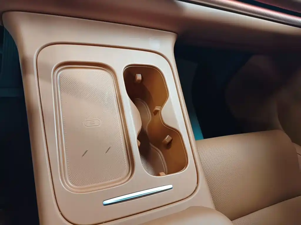 Leapmotor Leapmotor C10 — фото 14