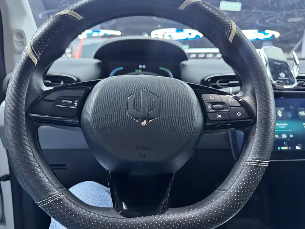 Leapmotor Leapmotor T03 — фото 14