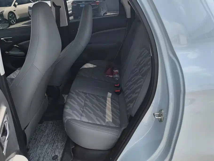 Leapmotor Leapmotor T03 — фото 11