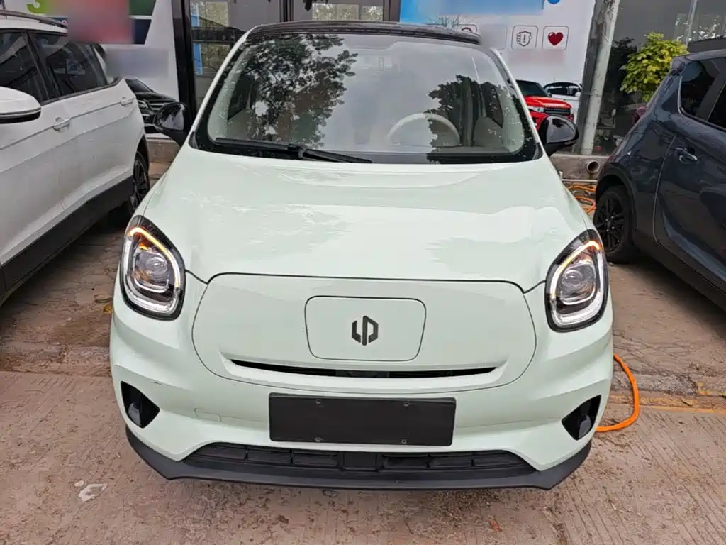 Leapmotor Leapmotor T03 — фото 3