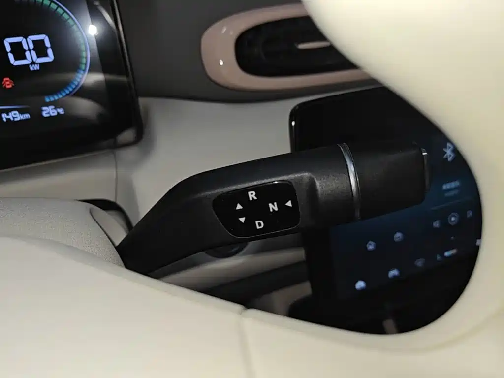 Leapmotor Leapmotor T03 — фото 14