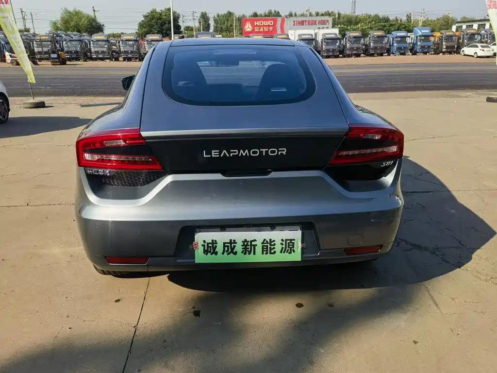 Leapmotor Leapmotor S01 — фото 5