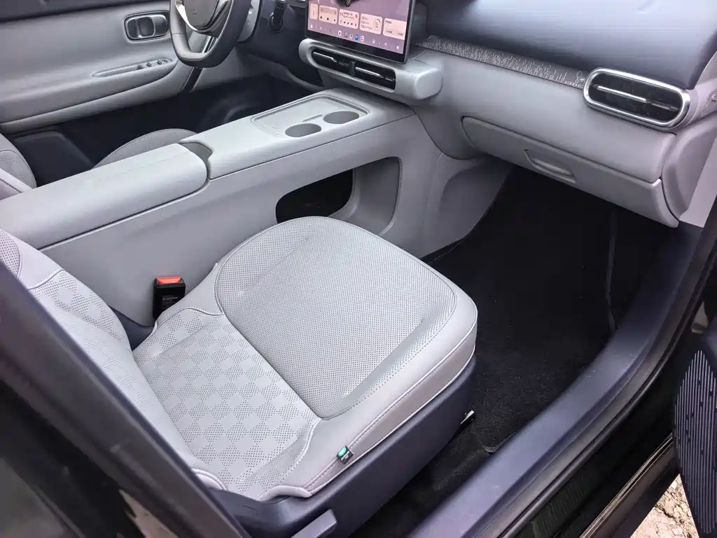Leapmotor Leapmotor A10 — фото 10