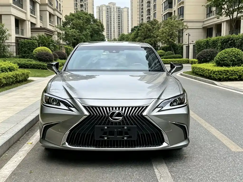 Lexus ES — фото 2