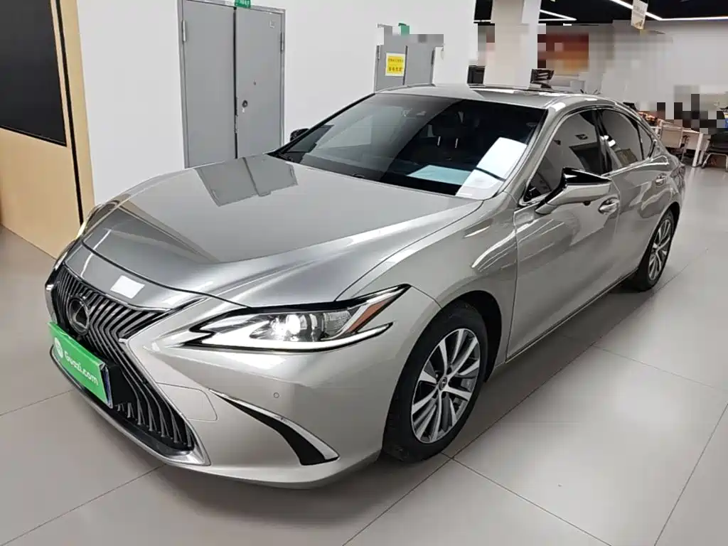 Lexus ES — фото 2