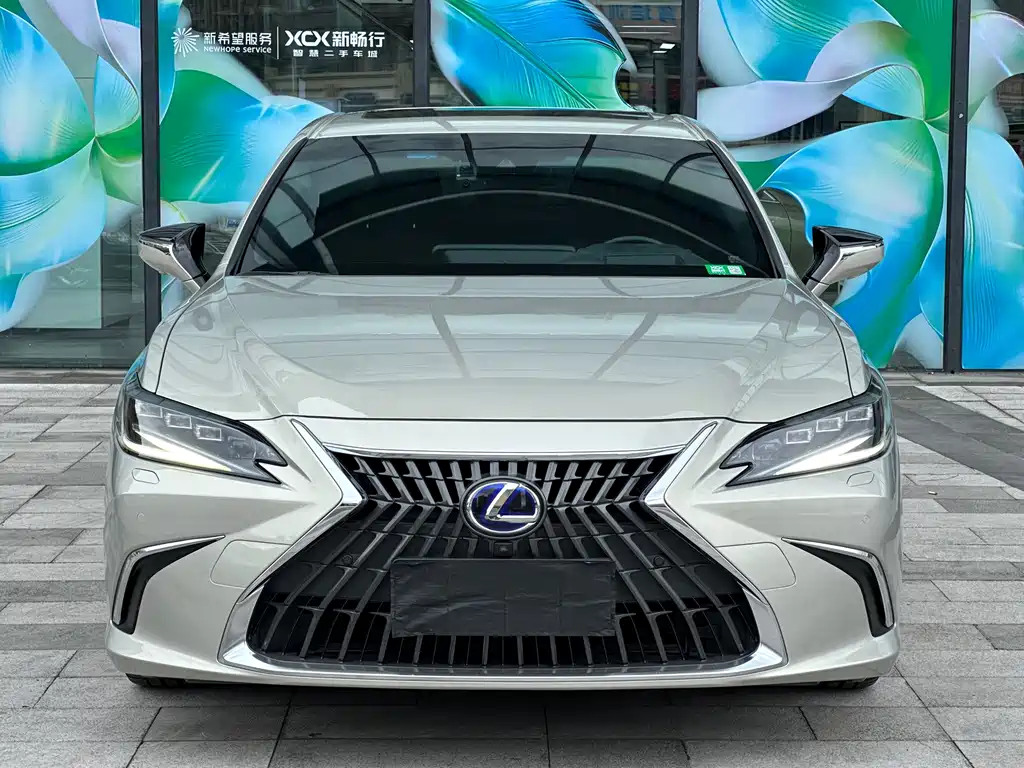 Lexus ES — фото 3