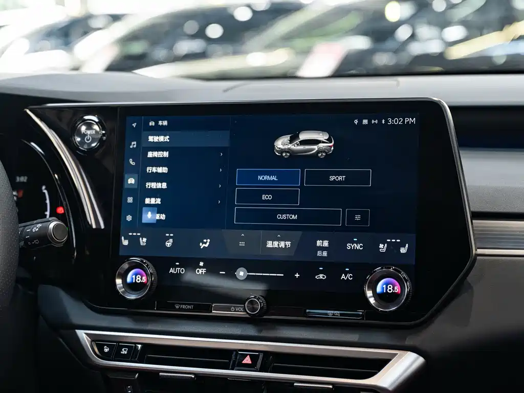 Lexus RX — фото 16