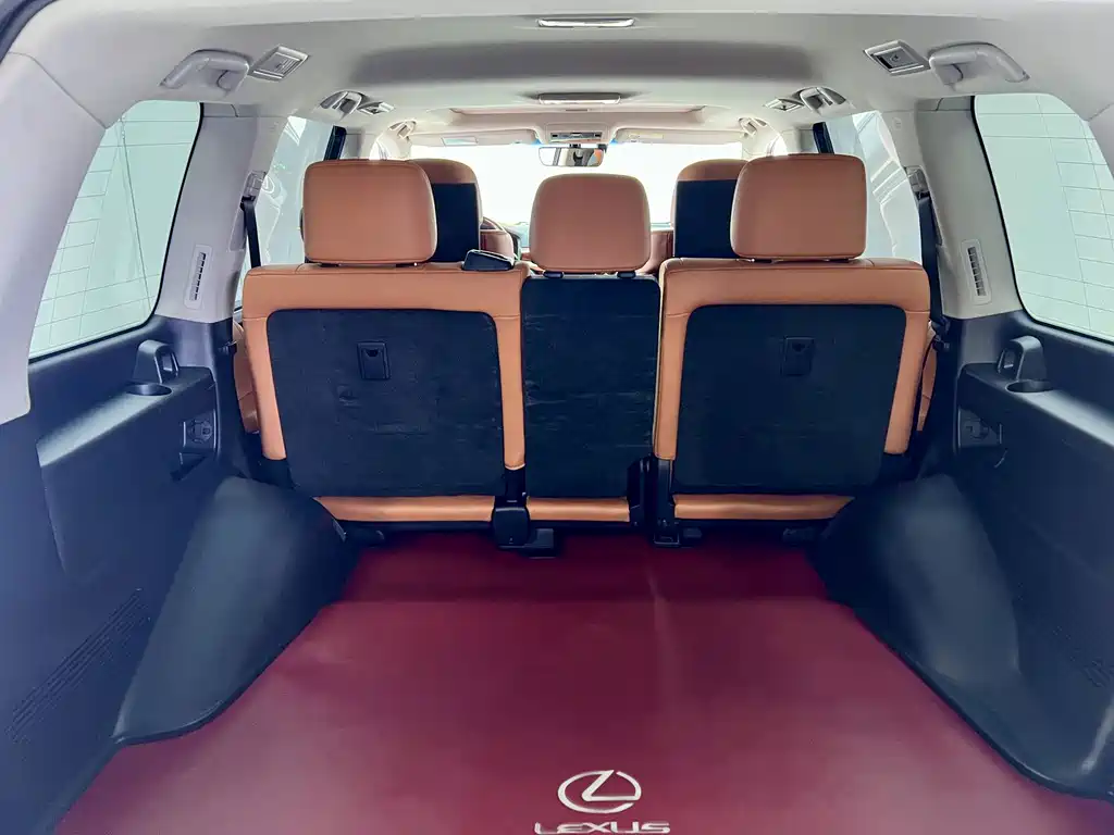 Lexus LX — фото 42