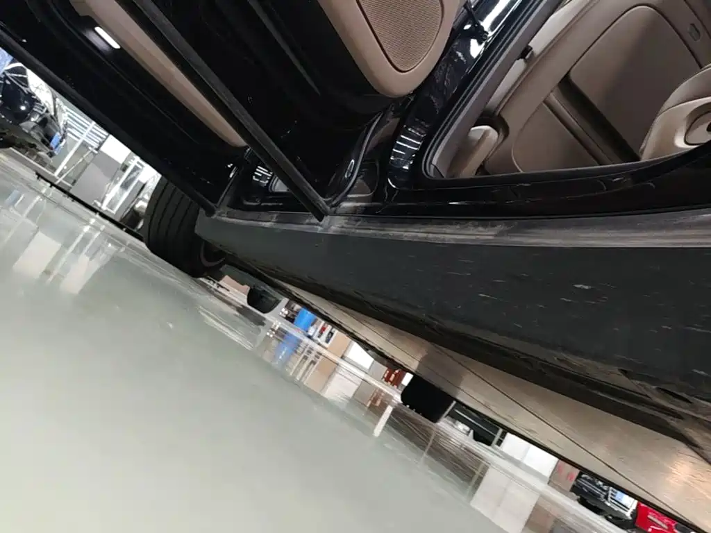 Li Auto Li i8 — фото 22