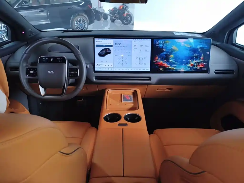 Li Auto Li i8 — фото 10