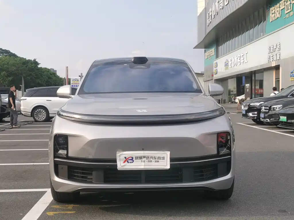 Li Auto Li L9 — фото 2