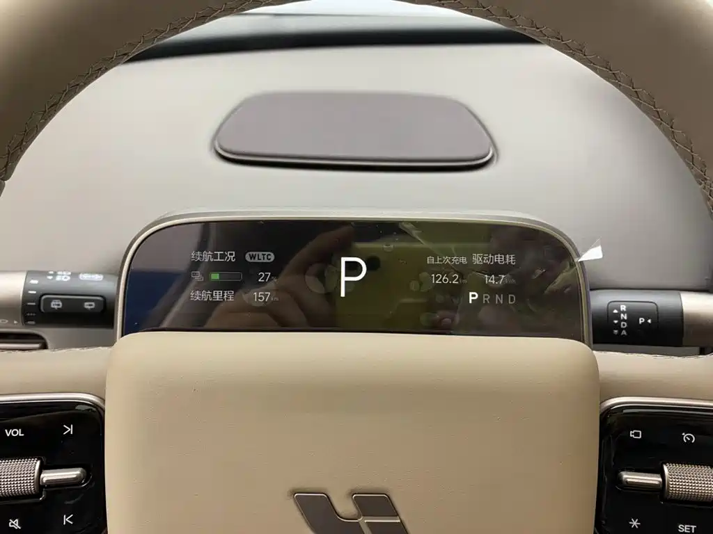 Li Auto Li i8 — фото 22