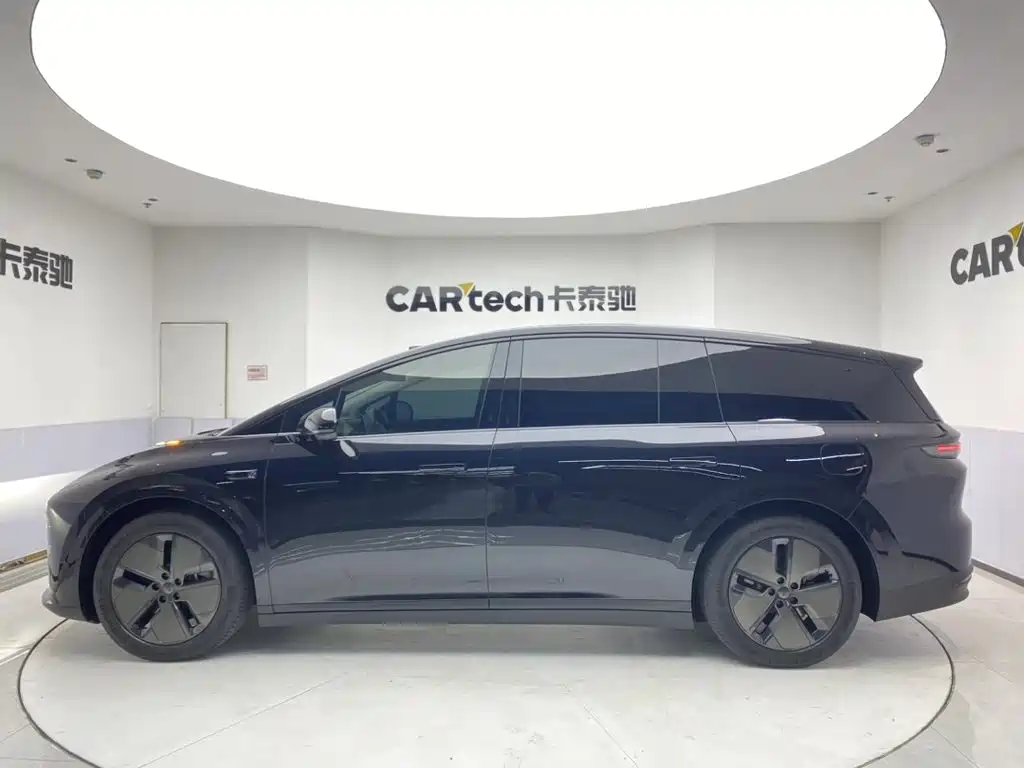 Li Auto Li i8 — фото 8