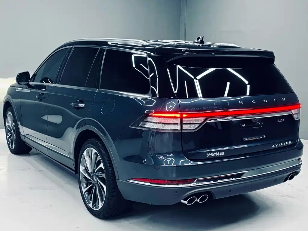 Lincoln Aviator — фото 3