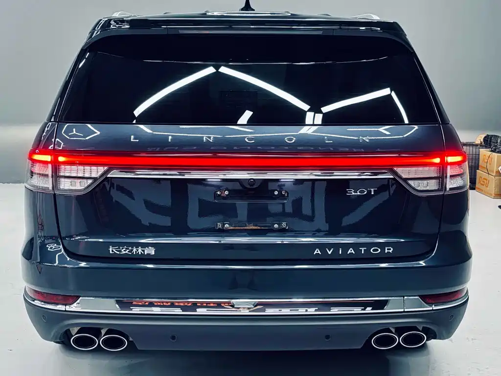 Lincoln Aviator — фото 4