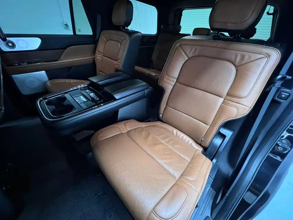 Lincoln Navigator — фото 13