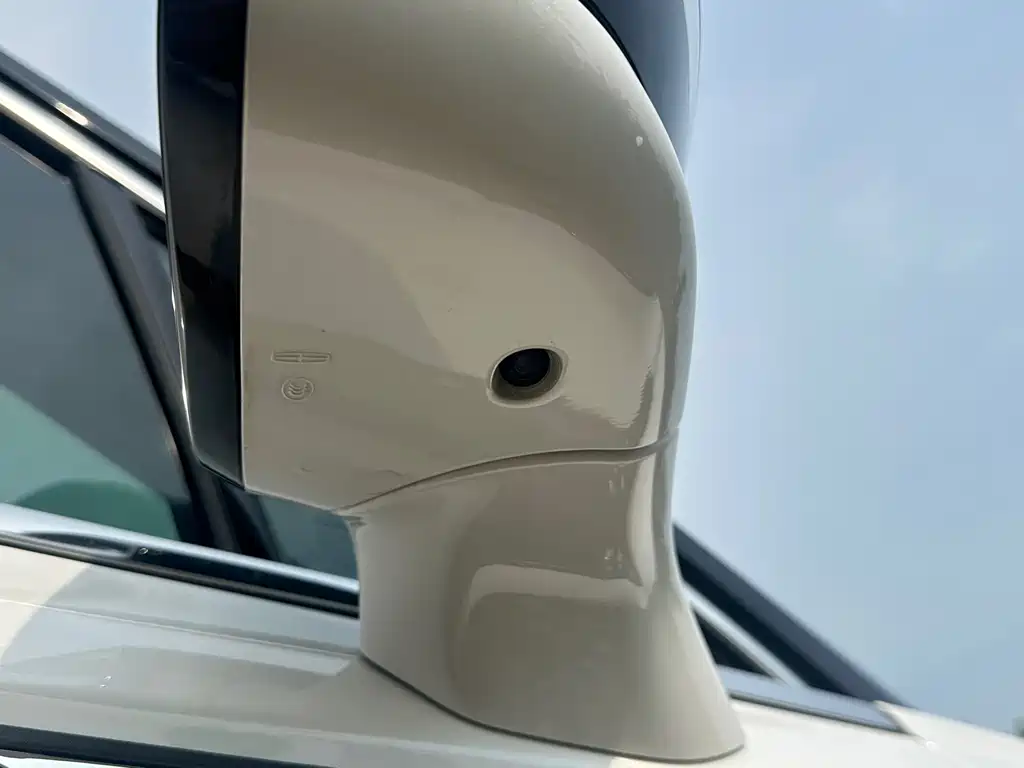 Lincoln Corsair — фото 10