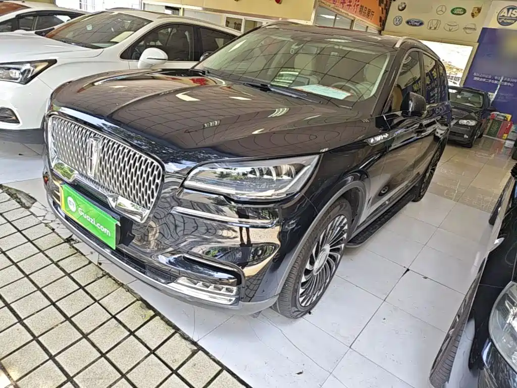 Lincoln Aviator (Import) — фото 2