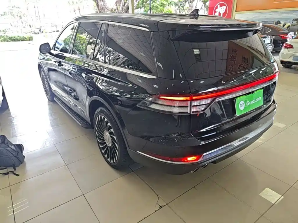 Lincoln Aviator (Import) — фото 5