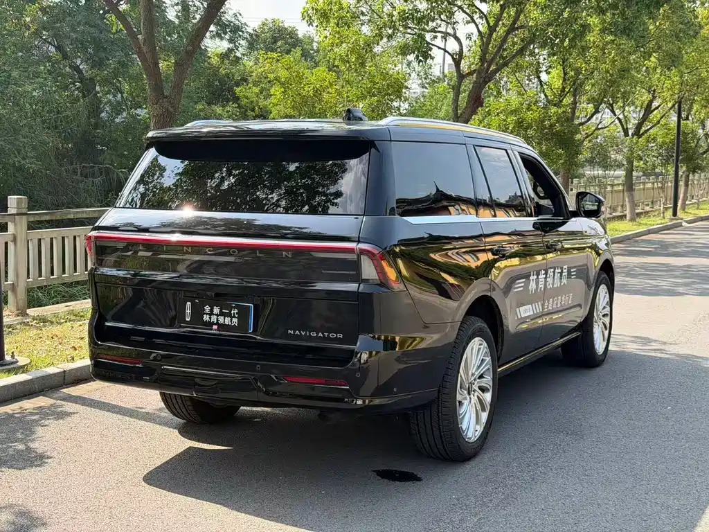 Lincoln Navigator — фото 4